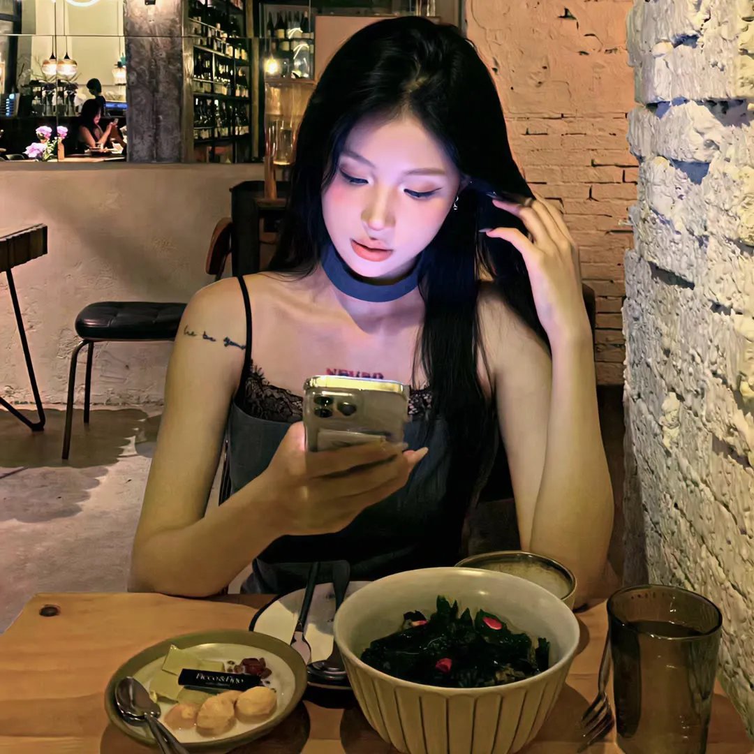 艾莲娜与阿瓦拉王国之谜
