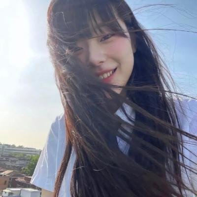 清秀俏佳人